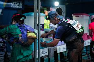 BIB: 
                            <button type="button" onclick="openModal(26279672)" class="btn btn-primary btn-sm float-right btn-popup" data-toggle="modal" data-target=".modal-high-quality">
                        <i class="fas fa-shopping-cart"></i> Add to Cart
                    </button>
                                            <button type="button" onclick="isThisMe(26279672, true)" class="btn btn-success btn-sm float-right btn-popup btn-isme hidden" data-toggle="tooltip" data-placement="bottom" title="นี่คือรูปของคุณใช่ไหม คลิกที่นี่เพื่อเอาเข้าอัลบั้ม">
                        <i class="fas fa-plus"></i> Add to album
                    </button>
                    <button type="button" onclick="isThisMe(26279672, false)" class="btn btn-warning btn-sm float-right btn-popup btn-isnotme hidden">
                        <i class="fas fa-ban"></i> Remove from album
                    </button>