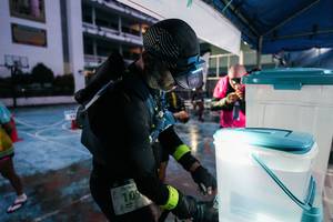 BIB: 
                            <button type="button" onclick="openModal(26310323)" class="btn btn-primary btn-sm float-right btn-popup" data-toggle="modal" data-target=".modal-high-quality">
                        <i class="fas fa-shopping-cart"></i> Add to Cart
                    </button>
                                            <button type="button" onclick="isThisMe(26310323, true)" class="btn btn-success btn-sm float-right btn-popup btn-isme hidden" data-toggle="tooltip" data-placement="bottom" title="นี่คือรูปของคุณใช่ไหม คลิกที่นี่เพื่อเอาเข้าอัลบั้ม">
                        <i class="fas fa-plus"></i> Add to album
                    </button>
                    <button type="button" onclick="isThisMe(26310323, false)" class="btn btn-warning btn-sm float-right btn-popup btn-isnotme hidden">
                        <i class="fas fa-ban"></i> Remove from album
                    </button>