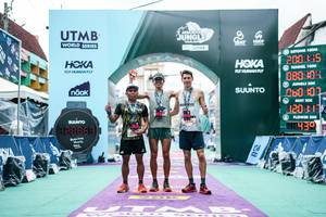 BIB: 
                            <button type="button" onclick="openModal(26309759)" class="btn btn-primary btn-sm float-right btn-popup" data-toggle="modal" data-target=".modal-high-quality">
                        <i class="fas fa-shopping-cart"></i> Add to Cart
                    </button>
                                            <button type="button" onclick="isThisMe(26309759, true)" class="btn btn-success btn-sm float-right btn-popup btn-isme hidden" data-toggle="tooltip" data-placement="bottom" title="นี่คือรูปของคุณใช่ไหม คลิกที่นี่เพื่อเอาเข้าอัลบั้ม">
                        <i class="fas fa-plus"></i> Add to album
                    </button>
                    <button type="button" onclick="isThisMe(26309759, false)" class="btn btn-warning btn-sm float-right btn-popup btn-isnotme hidden">
                        <i class="fas fa-ban"></i> Remove from album
                    </button>