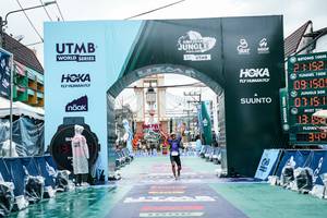 BIB: 
                            <button type="button" onclick="openModal(26309538)" class="btn btn-primary btn-sm float-right btn-popup" data-toggle="modal" data-target=".modal-high-quality">
                        <i class="fas fa-shopping-cart"></i> Add to Cart
                    </button>
                                            <button type="button" onclick="isThisMe(26309538, true)" class="btn btn-success btn-sm float-right btn-popup btn-isme hidden" data-toggle="tooltip" data-placement="bottom" title="นี่คือรูปของคุณใช่ไหม คลิกที่นี่เพื่อเอาเข้าอัลบั้ม">
                        <i class="fas fa-plus"></i> Add to album
                    </button>
                    <button type="button" onclick="isThisMe(26309538, false)" class="btn btn-warning btn-sm float-right btn-popup btn-isnotme hidden">
                        <i class="fas fa-ban"></i> Remove from album
                    </button>