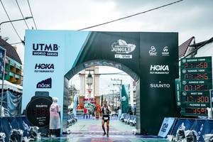 BIB: 
                            <button type="button" onclick="openModal(26309599)" class="btn btn-primary btn-sm float-right btn-popup" data-toggle="modal" data-target=".modal-high-quality">
                        <i class="fas fa-shopping-cart"></i> Add to Cart
                    </button>
                                            <button type="button" onclick="isThisMe(26309599, true)" class="btn btn-success btn-sm float-right btn-popup btn-isme hidden" data-toggle="tooltip" data-placement="bottom" title="นี่คือรูปของคุณใช่ไหม คลิกที่นี่เพื่อเอาเข้าอัลบั้ม">
                        <i class="fas fa-plus"></i> Add to album
                    </button>
                    <button type="button" onclick="isThisMe(26309599, false)" class="btn btn-warning btn-sm float-right btn-popup btn-isnotme hidden">
                        <i class="fas fa-ban"></i> Remove from album
                    </button>