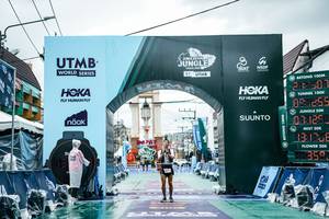 BIB: 
                            <button type="button" onclick="openModal(26309583)" class="btn btn-primary btn-sm float-right btn-popup" data-toggle="modal" data-target=".modal-high-quality">
                        <i class="fas fa-shopping-cart"></i> Add to Cart
                    </button>
                                            <button type="button" onclick="isThisMe(26309583, true)" class="btn btn-success btn-sm float-right btn-popup btn-isme hidden" data-toggle="tooltip" data-placement="bottom" title="นี่คือรูปของคุณใช่ไหม คลิกที่นี่เพื่อเอาเข้าอัลบั้ม">
                        <i class="fas fa-plus"></i> Add to album
                    </button>
                    <button type="button" onclick="isThisMe(26309583, false)" class="btn btn-warning btn-sm float-right btn-popup btn-isnotme hidden">
                        <i class="fas fa-ban"></i> Remove from album
                    </button>