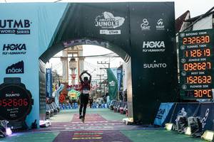 BIB: 
                            <button type="button" onclick="openModal(26312052)" class="btn btn-primary btn-sm float-right btn-popup" data-toggle="modal" data-target=".modal-high-quality">
                        <i class="fas fa-shopping-cart"></i> Add to Cart
                    </button>
                                            <button type="button" onclick="isThisMe(26312052, true)" class="btn btn-success btn-sm float-right btn-popup btn-isme hidden" data-toggle="tooltip" data-placement="bottom" title="นี่คือรูปของคุณใช่ไหม คลิกที่นี่เพื่อเอาเข้าอัลบั้ม">
                        <i class="fas fa-plus"></i> Add to album
                    </button>
                    <button type="button" onclick="isThisMe(26312052, false)" class="btn btn-warning btn-sm float-right btn-popup btn-isnotme hidden">
                        <i class="fas fa-ban"></i> Remove from album
                    </button>