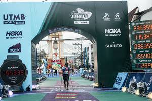 BIB: 
                            <button type="button" onclick="openModal(26311821)" class="btn btn-primary btn-sm float-right btn-popup" data-toggle="modal" data-target=".modal-high-quality">
                        <i class="fas fa-shopping-cart"></i> Add to Cart
                    </button>
                                            <button type="button" onclick="isThisMe(26311821, true)" class="btn btn-success btn-sm float-right btn-popup btn-isme hidden" data-toggle="tooltip" data-placement="bottom" title="นี่คือรูปของคุณใช่ไหม คลิกที่นี่เพื่อเอาเข้าอัลบั้ม">
                        <i class="fas fa-plus"></i> Add to album
                    </button>
                    <button type="button" onclick="isThisMe(26311821, false)" class="btn btn-warning btn-sm float-right btn-popup btn-isnotme hidden">
                        <i class="fas fa-ban"></i> Remove from album
                    </button>