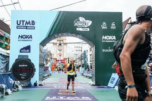 BIB: 
                            <button type="button" onclick="openModal(26312472)" class="btn btn-primary btn-sm float-right btn-popup" data-toggle="modal" data-target=".modal-high-quality">
                        <i class="fas fa-shopping-cart"></i> Add to Cart
                    </button>
                                            <button type="button" onclick="isThisMe(26312472, true)" class="btn btn-success btn-sm float-right btn-popup btn-isme hidden" data-toggle="tooltip" data-placement="bottom" title="นี่คือรูปของคุณใช่ไหม คลิกที่นี่เพื่อเอาเข้าอัลบั้ม">
                        <i class="fas fa-plus"></i> Add to album
                    </button>
                    <button type="button" onclick="isThisMe(26312472, false)" class="btn btn-warning btn-sm float-right btn-popup btn-isnotme hidden">
                        <i class="fas fa-ban"></i> Remove from album
                    </button>