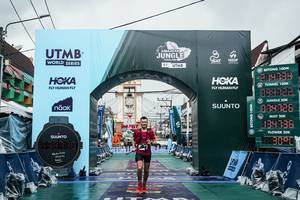 BIB: 
                            <button type="button" onclick="openModal(26312567)" class="btn btn-primary btn-sm float-right btn-popup" data-toggle="modal" data-target=".modal-high-quality">
                        <i class="fas fa-shopping-cart"></i> Add to Cart
                    </button>
                                            <button type="button" onclick="isThisMe(26312567, true)" class="btn btn-success btn-sm float-right btn-popup btn-isme hidden" data-toggle="tooltip" data-placement="bottom" title="นี่คือรูปของคุณใช่ไหม คลิกที่นี่เพื่อเอาเข้าอัลบั้ม">
                        <i class="fas fa-plus"></i> Add to album
                    </button>
                    <button type="button" onclick="isThisMe(26312567, false)" class="btn btn-warning btn-sm float-right btn-popup btn-isnotme hidden">
                        <i class="fas fa-ban"></i> Remove from album
                    </button>