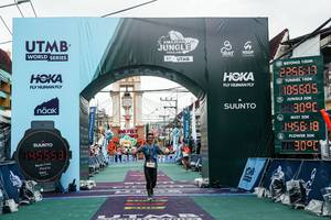 BIB: 
                            <button type="button" onclick="openModal(26312317)" class="btn btn-primary btn-sm float-right btn-popup" data-toggle="modal" data-target=".modal-high-quality">
                        <i class="fas fa-shopping-cart"></i> Add to Cart
                    </button>
                                            <button type="button" onclick="isThisMe(26312317, true)" class="btn btn-success btn-sm float-right btn-popup btn-isme hidden" data-toggle="tooltip" data-placement="bottom" title="นี่คือรูปของคุณใช่ไหม คลิกที่นี่เพื่อเอาเข้าอัลบั้ม">
                        <i class="fas fa-plus"></i> Add to album
                    </button>
                    <button type="button" onclick="isThisMe(26312317, false)" class="btn btn-warning btn-sm float-right btn-popup btn-isnotme hidden">
                        <i class="fas fa-ban"></i> Remove from album
                    </button>