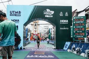 BIB: 
                            <button type="button" onclick="openModal(26312469)" class="btn btn-primary btn-sm float-right btn-popup" data-toggle="modal" data-target=".modal-high-quality">
                        <i class="fas fa-shopping-cart"></i> Add to Cart
                    </button>
                                            <button type="button" onclick="isThisMe(26312469, true)" class="btn btn-success btn-sm float-right btn-popup btn-isme hidden" data-toggle="tooltip" data-placement="bottom" title="นี่คือรูปของคุณใช่ไหม คลิกที่นี่เพื่อเอาเข้าอัลบั้ม">
                        <i class="fas fa-plus"></i> Add to album
                    </button>
                    <button type="button" onclick="isThisMe(26312469, false)" class="btn btn-warning btn-sm float-right btn-popup btn-isnotme hidden">
                        <i class="fas fa-ban"></i> Remove from album
                    </button>