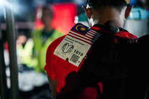 BIB: 
                            <button type="button" onclick="openModal(26352843)" class="btn btn-primary btn-sm float-right btn-popup" data-toggle="modal" data-target=".modal-high-quality">
                        <i class="fas fa-shopping-cart"></i> Add to Cart
                    </button>
                                            <button type="button" onclick="isThisMe(26352843, true)" class="btn btn-success btn-sm float-right btn-popup btn-isme hidden" data-toggle="tooltip" data-placement="bottom" title="นี่คือรูปของคุณใช่ไหม คลิกที่นี่เพื่อเอาเข้าอัลบั้ม">
                        <i class="fas fa-plus"></i> Add to album
                    </button>
                    <button type="button" onclick="isThisMe(26352843, false)" class="btn btn-warning btn-sm float-right btn-popup btn-isnotme hidden">
                        <i class="fas fa-ban"></i> Remove from album
                    </button>