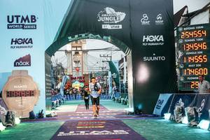 BIB: 
                            <button type="button" onclick="openModal(26315628)" class="btn btn-primary btn-sm float-right btn-popup" data-toggle="modal" data-target=".modal-high-quality">
                        <i class="fas fa-shopping-cart"></i> Add to Cart
                    </button>
                                            <button type="button" onclick="isThisMe(26315628, true)" class="btn btn-success btn-sm float-right btn-popup btn-isme hidden" data-toggle="tooltip" data-placement="bottom" title="นี่คือรูปของคุณใช่ไหม คลิกที่นี่เพื่อเอาเข้าอัลบั้ม">
                        <i class="fas fa-plus"></i> Add to album
                    </button>
                    <button type="button" onclick="isThisMe(26315628, false)" class="btn btn-warning btn-sm float-right btn-popup btn-isnotme hidden">
                        <i class="fas fa-ban"></i> Remove from album
                    </button>