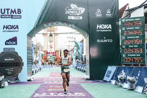 BIB: 
                            <button type="button" onclick="openModal(26362115)" class="btn btn-primary btn-sm float-right btn-popup" data-toggle="modal" data-target=".modal-high-quality">
                        <i class="fas fa-shopping-cart"></i> Add to Cart
                    </button>
                                            <button type="button" onclick="isThisMe(26362115, true)" class="btn btn-success btn-sm float-right btn-popup btn-isme hidden" data-toggle="tooltip" data-placement="bottom" title="นี่คือรูปของคุณใช่ไหม คลิกที่นี่เพื่อเอาเข้าอัลบั้ม">
                        <i class="fas fa-plus"></i> Add to album
                    </button>
                    <button type="button" onclick="isThisMe(26362115, false)" class="btn btn-warning btn-sm float-right btn-popup btn-isnotme hidden">
                        <i class="fas fa-ban"></i> Remove from album
                    </button>