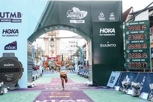 BIB: 
                            <button type="button" onclick="openModal(26362012)" class="btn btn-primary btn-sm float-right btn-popup" data-toggle="modal" data-target=".modal-high-quality">
                        <i class="fas fa-shopping-cart"></i> Add to Cart
                    </button>
                                            <button type="button" onclick="isThisMe(26362012, true)" class="btn btn-success btn-sm float-right btn-popup btn-isme hidden" data-toggle="tooltip" data-placement="bottom" title="นี่คือรูปของคุณใช่ไหม คลิกที่นี่เพื่อเอาเข้าอัลบั้ม">
                        <i class="fas fa-plus"></i> Add to album
                    </button>
                    <button type="button" onclick="isThisMe(26362012, false)" class="btn btn-warning btn-sm float-right btn-popup btn-isnotme hidden">
                        <i class="fas fa-ban"></i> Remove from album
                    </button>