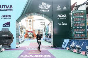 BIB: 
                            <button type="button" onclick="openModal(26362308)" class="btn btn-primary btn-sm float-right btn-popup" data-toggle="modal" data-target=".modal-high-quality">
                        <i class="fas fa-shopping-cart"></i> Add to Cart
                    </button>
                                            <button type="button" onclick="isThisMe(26362308, true)" class="btn btn-success btn-sm float-right btn-popup btn-isme hidden" data-toggle="tooltip" data-placement="bottom" title="นี่คือรูปของคุณใช่ไหม คลิกที่นี่เพื่อเอาเข้าอัลบั้ม">
                        <i class="fas fa-plus"></i> Add to album
                    </button>
                    <button type="button" onclick="isThisMe(26362308, false)" class="btn btn-warning btn-sm float-right btn-popup btn-isnotme hidden">
                        <i class="fas fa-ban"></i> Remove from album
                    </button>