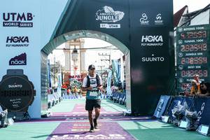 BIB: 
                            <button type="button" onclick="openModal(26363743)" class="btn btn-primary btn-sm float-right btn-popup" data-toggle="modal" data-target=".modal-high-quality">
                        <i class="fas fa-shopping-cart"></i> Add to Cart
                    </button>
                                            <button type="button" onclick="isThisMe(26363743, true)" class="btn btn-success btn-sm float-right btn-popup btn-isme hidden" data-toggle="tooltip" data-placement="bottom" title="นี่คือรูปของคุณใช่ไหม คลิกที่นี่เพื่อเอาเข้าอัลบั้ม">
                        <i class="fas fa-plus"></i> Add to album
                    </button>
                    <button type="button" onclick="isThisMe(26363743, false)" class="btn btn-warning btn-sm float-right btn-popup btn-isnotme hidden">
                        <i class="fas fa-ban"></i> Remove from album
                    </button>