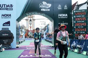 BIB: 
                            <button type="button" onclick="openModal(26365912)" class="btn btn-primary btn-sm float-right btn-popup" data-toggle="modal" data-target=".modal-high-quality">
                        <i class="fas fa-shopping-cart"></i> Add to Cart
                    </button>
                                            <button type="button" onclick="isThisMe(26365912, true)" class="btn btn-success btn-sm float-right btn-popup btn-isme hidden" data-toggle="tooltip" data-placement="bottom" title="นี่คือรูปของคุณใช่ไหม คลิกที่นี่เพื่อเอาเข้าอัลบั้ม">
                        <i class="fas fa-plus"></i> Add to album
                    </button>
                    <button type="button" onclick="isThisMe(26365912, false)" class="btn btn-warning btn-sm float-right btn-popup btn-isnotme hidden">
                        <i class="fas fa-ban"></i> Remove from album
                    </button>