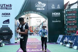 BIB: 
                            <button type="button" onclick="openModal(26366005)" class="btn btn-primary btn-sm float-right btn-popup" data-toggle="modal" data-target=".modal-high-quality">
                        <i class="fas fa-shopping-cart"></i> Add to Cart
                    </button>
                                            <button type="button" onclick="isThisMe(26366005, true)" class="btn btn-success btn-sm float-right btn-popup btn-isme hidden" data-toggle="tooltip" data-placement="bottom" title="นี่คือรูปของคุณใช่ไหม คลิกที่นี่เพื่อเอาเข้าอัลบั้ม">
                        <i class="fas fa-plus"></i> Add to album
                    </button>
                    <button type="button" onclick="isThisMe(26366005, false)" class="btn btn-warning btn-sm float-right btn-popup btn-isnotme hidden">
                        <i class="fas fa-ban"></i> Remove from album
                    </button>