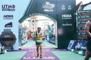 BIB: 
                            <button type="button" onclick="openModal(26364901)" class="btn btn-primary btn-sm float-right btn-popup" data-toggle="modal" data-target=".modal-high-quality">
                        <i class="fas fa-shopping-cart"></i> Add to Cart
                    </button>
                                            <button type="button" onclick="isThisMe(26364901, true)" class="btn btn-success btn-sm float-right btn-popup btn-isme hidden" data-toggle="tooltip" data-placement="bottom" title="นี่คือรูปของคุณใช่ไหม คลิกที่นี่เพื่อเอาเข้าอัลบั้ม">
                        <i class="fas fa-plus"></i> Add to album
                    </button>
                    <button type="button" onclick="isThisMe(26364901, false)" class="btn btn-warning btn-sm float-right btn-popup btn-isnotme hidden">
                        <i class="fas fa-ban"></i> Remove from album
                    </button>