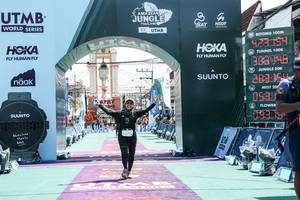 BIB: 
                            <button type="button" onclick="openModal(26367758)" class="btn btn-primary btn-sm float-right btn-popup" data-toggle="modal" data-target=".modal-high-quality">
                        <i class="fas fa-shopping-cart"></i> Add to Cart
                    </button>
                                            <button type="button" onclick="isThisMe(26367758, true)" class="btn btn-success btn-sm float-right btn-popup btn-isme hidden" data-toggle="tooltip" data-placement="bottom" title="นี่คือรูปของคุณใช่ไหม คลิกที่นี่เพื่อเอาเข้าอัลบั้ม">
                        <i class="fas fa-plus"></i> Add to album
                    </button>
                    <button type="button" onclick="isThisMe(26367758, false)" class="btn btn-warning btn-sm float-right btn-popup btn-isnotme hidden">
                        <i class="fas fa-ban"></i> Remove from album
                    </button>