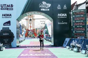 BIB: 
                            <button type="button" onclick="openModal(26367871)" class="btn btn-primary btn-sm float-right btn-popup" data-toggle="modal" data-target=".modal-high-quality">
                        <i class="fas fa-shopping-cart"></i> Add to Cart
                    </button>
                                            <button type="button" onclick="isThisMe(26367871, true)" class="btn btn-success btn-sm float-right btn-popup btn-isme hidden" data-toggle="tooltip" data-placement="bottom" title="นี่คือรูปของคุณใช่ไหม คลิกที่นี่เพื่อเอาเข้าอัลบั้ม">
                        <i class="fas fa-plus"></i> Add to album
                    </button>
                    <button type="button" onclick="isThisMe(26367871, false)" class="btn btn-warning btn-sm float-right btn-popup btn-isnotme hidden">
                        <i class="fas fa-ban"></i> Remove from album
                    </button>