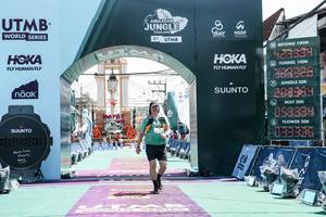 BIB: 
                            <button type="button" onclick="openModal(26367814)" class="btn btn-primary btn-sm float-right btn-popup" data-toggle="modal" data-target=".modal-high-quality">
                        <i class="fas fa-shopping-cart"></i> Add to Cart
                    </button>
                                            <button type="button" onclick="isThisMe(26367814, true)" class="btn btn-success btn-sm float-right btn-popup btn-isme hidden" data-toggle="tooltip" data-placement="bottom" title="นี่คือรูปของคุณใช่ไหม คลิกที่นี่เพื่อเอาเข้าอัลบั้ม">
                        <i class="fas fa-plus"></i> Add to album
                    </button>
                    <button type="button" onclick="isThisMe(26367814, false)" class="btn btn-warning btn-sm float-right btn-popup btn-isnotme hidden">
                        <i class="fas fa-ban"></i> Remove from album
                    </button>