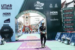 BIB: 
                            <button type="button" onclick="openModal(26368764)" class="btn btn-primary btn-sm float-right btn-popup" data-toggle="modal" data-target=".modal-high-quality">
                        <i class="fas fa-shopping-cart"></i> Add to Cart
                    </button>
                                            <button type="button" onclick="isThisMe(26368764, true)" class="btn btn-success btn-sm float-right btn-popup btn-isme hidden" data-toggle="tooltip" data-placement="bottom" title="นี่คือรูปของคุณใช่ไหม คลิกที่นี่เพื่อเอาเข้าอัลบั้ม">
                        <i class="fas fa-plus"></i> Add to album
                    </button>
                    <button type="button" onclick="isThisMe(26368764, false)" class="btn btn-warning btn-sm float-right btn-popup btn-isnotme hidden">
                        <i class="fas fa-ban"></i> Remove from album
                    </button>