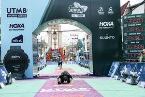 BIB: 
                            <button type="button" onclick="openModal(26369463)" class="btn btn-primary btn-sm float-right btn-popup" data-toggle="modal" data-target=".modal-high-quality">
                        <i class="fas fa-shopping-cart"></i> Add to Cart
                    </button>
                                            <button type="button" onclick="isThisMe(26369463, true)" class="btn btn-success btn-sm float-right btn-popup btn-isme hidden" data-toggle="tooltip" data-placement="bottom" title="นี่คือรูปของคุณใช่ไหม คลิกที่นี่เพื่อเอาเข้าอัลบั้ม">
                        <i class="fas fa-plus"></i> Add to album
                    </button>
                    <button type="button" onclick="isThisMe(26369463, false)" class="btn btn-warning btn-sm float-right btn-popup btn-isnotme hidden">
                        <i class="fas fa-ban"></i> Remove from album
                    </button>