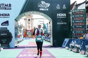 BIB: 
                            <button type="button" onclick="openModal(26367680)" class="btn btn-primary btn-sm float-right btn-popup" data-toggle="modal" data-target=".modal-high-quality">
                        <i class="fas fa-shopping-cart"></i> Add to Cart
                    </button>
                                            <button type="button" onclick="isThisMe(26367680, true)" class="btn btn-success btn-sm float-right btn-popup btn-isme hidden" data-toggle="tooltip" data-placement="bottom" title="นี่คือรูปของคุณใช่ไหม คลิกที่นี่เพื่อเอาเข้าอัลบั้ม">
                        <i class="fas fa-plus"></i> Add to album
                    </button>
                    <button type="button" onclick="isThisMe(26367680, false)" class="btn btn-warning btn-sm float-right btn-popup btn-isnotme hidden">
                        <i class="fas fa-ban"></i> Remove from album
                    </button>