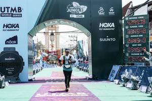 BIB: 
                            <button type="button" onclick="openModal(26368276)" class="btn btn-primary btn-sm float-right btn-popup" data-toggle="modal" data-target=".modal-high-quality">
                        <i class="fas fa-shopping-cart"></i> Add to Cart
                    </button>
                                            <button type="button" onclick="isThisMe(26368276, true)" class="btn btn-success btn-sm float-right btn-popup btn-isme hidden" data-toggle="tooltip" data-placement="bottom" title="นี่คือรูปของคุณใช่ไหม คลิกที่นี่เพื่อเอาเข้าอัลบั้ม">
                        <i class="fas fa-plus"></i> Add to album
                    </button>
                    <button type="button" onclick="isThisMe(26368276, false)" class="btn btn-warning btn-sm float-right btn-popup btn-isnotme hidden">
                        <i class="fas fa-ban"></i> Remove from album
                    </button>