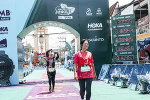 BIB: 
                            <button type="button" onclick="openModal(26369087)" class="btn btn-primary btn-sm float-right btn-popup" data-toggle="modal" data-target=".modal-high-quality">
                        <i class="fas fa-shopping-cart"></i> Add to Cart
                    </button>
                                            <button type="button" onclick="isThisMe(26369087, true)" class="btn btn-success btn-sm float-right btn-popup btn-isme hidden" data-toggle="tooltip" data-placement="bottom" title="นี่คือรูปของคุณใช่ไหม คลิกที่นี่เพื่อเอาเข้าอัลบั้ม">
                        <i class="fas fa-plus"></i> Add to album
                    </button>
                    <button type="button" onclick="isThisMe(26369087, false)" class="btn btn-warning btn-sm float-right btn-popup btn-isnotme hidden">
                        <i class="fas fa-ban"></i> Remove from album
                    </button>