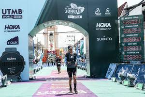 BIB: 
                            <button type="button" onclick="openModal(26368772)" class="btn btn-primary btn-sm float-right btn-popup" data-toggle="modal" data-target=".modal-high-quality">
                        <i class="fas fa-shopping-cart"></i> Add to Cart
                    </button>
                                            <button type="button" onclick="isThisMe(26368772, true)" class="btn btn-success btn-sm float-right btn-popup btn-isme hidden" data-toggle="tooltip" data-placement="bottom" title="นี่คือรูปของคุณใช่ไหม คลิกที่นี่เพื่อเอาเข้าอัลบั้ม">
                        <i class="fas fa-plus"></i> Add to album
                    </button>
                    <button type="button" onclick="isThisMe(26368772, false)" class="btn btn-warning btn-sm float-right btn-popup btn-isnotme hidden">
                        <i class="fas fa-ban"></i> Remove from album
                    </button>