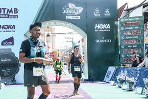 BIB: 
                            <button type="button" onclick="openModal(26367665)" class="btn btn-primary btn-sm float-right btn-popup" data-toggle="modal" data-target=".modal-high-quality">
                        <i class="fas fa-shopping-cart"></i> Add to Cart
                    </button>
                                            <button type="button" onclick="isThisMe(26367665, true)" class="btn btn-success btn-sm float-right btn-popup btn-isme hidden" data-toggle="tooltip" data-placement="bottom" title="นี่คือรูปของคุณใช่ไหม คลิกที่นี่เพื่อเอาเข้าอัลบั้ม">
                        <i class="fas fa-plus"></i> Add to album
                    </button>
                    <button type="button" onclick="isThisMe(26367665, false)" class="btn btn-warning btn-sm float-right btn-popup btn-isnotme hidden">
                        <i class="fas fa-ban"></i> Remove from album
                    </button>