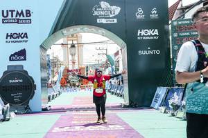 BIB: 
                            <button type="button" onclick="openModal(26369128)" class="btn btn-primary btn-sm float-right btn-popup" data-toggle="modal" data-target=".modal-high-quality">
                        <i class="fas fa-shopping-cart"></i> Add to Cart
                    </button>
                                            <button type="button" onclick="isThisMe(26369128, true)" class="btn btn-success btn-sm float-right btn-popup btn-isme hidden" data-toggle="tooltip" data-placement="bottom" title="นี่คือรูปของคุณใช่ไหม คลิกที่นี่เพื่อเอาเข้าอัลบั้ม">
                        <i class="fas fa-plus"></i> Add to album
                    </button>
                    <button type="button" onclick="isThisMe(26369128, false)" class="btn btn-warning btn-sm float-right btn-popup btn-isnotme hidden">
                        <i class="fas fa-ban"></i> Remove from album
                    </button>