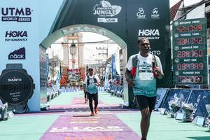 BIB: 
                            <button type="button" onclick="openModal(26368399)" class="btn btn-primary btn-sm float-right btn-popup" data-toggle="modal" data-target=".modal-high-quality">
                        <i class="fas fa-shopping-cart"></i> Add to Cart
                    </button>
                                            <button type="button" onclick="isThisMe(26368399, true)" class="btn btn-success btn-sm float-right btn-popup btn-isme hidden" data-toggle="tooltip" data-placement="bottom" title="นี่คือรูปของคุณใช่ไหม คลิกที่นี่เพื่อเอาเข้าอัลบั้ม">
                        <i class="fas fa-plus"></i> Add to album
                    </button>
                    <button type="button" onclick="isThisMe(26368399, false)" class="btn btn-warning btn-sm float-right btn-popup btn-isnotme hidden">
                        <i class="fas fa-ban"></i> Remove from album
                    </button>