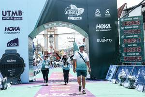 BIB: 
                            <button type="button" onclick="openModal(26369290)" class="btn btn-primary btn-sm float-right btn-popup" data-toggle="modal" data-target=".modal-high-quality">
                        <i class="fas fa-shopping-cart"></i> Add to Cart
                    </button>
                                            <button type="button" onclick="isThisMe(26369290, true)" class="btn btn-success btn-sm float-right btn-popup btn-isme hidden" data-toggle="tooltip" data-placement="bottom" title="นี่คือรูปของคุณใช่ไหม คลิกที่นี่เพื่อเอาเข้าอัลบั้ม">
                        <i class="fas fa-plus"></i> Add to album
                    </button>
                    <button type="button" onclick="isThisMe(26369290, false)" class="btn btn-warning btn-sm float-right btn-popup btn-isnotme hidden">
                        <i class="fas fa-ban"></i> Remove from album
                    </button>