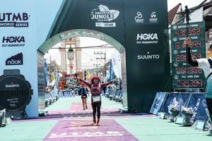 BIB: 
                            <button type="button" onclick="openModal(26369030)" class="btn btn-primary btn-sm float-right btn-popup" data-toggle="modal" data-target=".modal-high-quality">
                        <i class="fas fa-shopping-cart"></i> Add to Cart
                    </button>
                                            <button type="button" onclick="isThisMe(26369030, true)" class="btn btn-success btn-sm float-right btn-popup btn-isme hidden" data-toggle="tooltip" data-placement="bottom" title="นี่คือรูปของคุณใช่ไหม คลิกที่นี่เพื่อเอาเข้าอัลบั้ม">
                        <i class="fas fa-plus"></i> Add to album
                    </button>
                    <button type="button" onclick="isThisMe(26369030, false)" class="btn btn-warning btn-sm float-right btn-popup btn-isnotme hidden">
                        <i class="fas fa-ban"></i> Remove from album
                    </button>