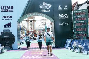 BIB: 
                            <button type="button" onclick="openModal(26369281)" class="btn btn-primary btn-sm float-right btn-popup" data-toggle="modal" data-target=".modal-high-quality">
                        <i class="fas fa-shopping-cart"></i> Add to Cart
                    </button>
                                            <button type="button" onclick="isThisMe(26369281, true)" class="btn btn-success btn-sm float-right btn-popup btn-isme hidden" data-toggle="tooltip" data-placement="bottom" title="นี่คือรูปของคุณใช่ไหม คลิกที่นี่เพื่อเอาเข้าอัลบั้ม">
                        <i class="fas fa-plus"></i> Add to album
                    </button>
                    <button type="button" onclick="isThisMe(26369281, false)" class="btn btn-warning btn-sm float-right btn-popup btn-isnotme hidden">
                        <i class="fas fa-ban"></i> Remove from album
                    </button>