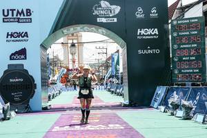 BIB: 
                            <button type="button" onclick="openModal(26368930)" class="btn btn-primary btn-sm float-right btn-popup" data-toggle="modal" data-target=".modal-high-quality">
                        <i class="fas fa-shopping-cart"></i> Add to Cart
                    </button>
                                            <button type="button" onclick="isThisMe(26368930, true)" class="btn btn-success btn-sm float-right btn-popup btn-isme hidden" data-toggle="tooltip" data-placement="bottom" title="นี่คือรูปของคุณใช่ไหม คลิกที่นี่เพื่อเอาเข้าอัลบั้ม">
                        <i class="fas fa-plus"></i> Add to album
                    </button>
                    <button type="button" onclick="isThisMe(26368930, false)" class="btn btn-warning btn-sm float-right btn-popup btn-isnotme hidden">
                        <i class="fas fa-ban"></i> Remove from album
                    </button>