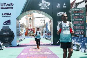 BIB: 
                            <button type="button" onclick="openModal(26368403)" class="btn btn-primary btn-sm float-right btn-popup" data-toggle="modal" data-target=".modal-high-quality">
                        <i class="fas fa-shopping-cart"></i> Add to Cart
                    </button>
                                            <button type="button" onclick="isThisMe(26368403, true)" class="btn btn-success btn-sm float-right btn-popup btn-isme hidden" data-toggle="tooltip" data-placement="bottom" title="นี่คือรูปของคุณใช่ไหม คลิกที่นี่เพื่อเอาเข้าอัลบั้ม">
                        <i class="fas fa-plus"></i> Add to album
                    </button>
                    <button type="button" onclick="isThisMe(26368403, false)" class="btn btn-warning btn-sm float-right btn-popup btn-isnotme hidden">
                        <i class="fas fa-ban"></i> Remove from album
                    </button>