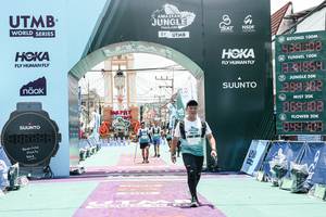 BIB: 
                            <button type="button" onclick="openModal(26370446)" class="btn btn-primary btn-sm float-right btn-popup" data-toggle="modal" data-target=".modal-high-quality">
                        <i class="fas fa-shopping-cart"></i> Add to Cart
                    </button>
                                            <button type="button" onclick="isThisMe(26370446, true)" class="btn btn-success btn-sm float-right btn-popup btn-isme hidden" data-toggle="tooltip" data-placement="bottom" title="นี่คือรูปของคุณใช่ไหม คลิกที่นี่เพื่อเอาเข้าอัลบั้ม">
                        <i class="fas fa-plus"></i> Add to album
                    </button>
                    <button type="button" onclick="isThisMe(26370446, false)" class="btn btn-warning btn-sm float-right btn-popup btn-isnotme hidden">
                        <i class="fas fa-ban"></i> Remove from album
                    </button>