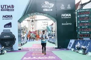 BIB: 
                            <button type="button" onclick="openModal(26370830)" class="btn btn-primary btn-sm float-right btn-popup" data-toggle="modal" data-target=".modal-high-quality">
                        <i class="fas fa-shopping-cart"></i> Add to Cart
                    </button>
                                            <button type="button" onclick="isThisMe(26370830, true)" class="btn btn-success btn-sm float-right btn-popup btn-isme hidden" data-toggle="tooltip" data-placement="bottom" title="นี่คือรูปของคุณใช่ไหม คลิกที่นี่เพื่อเอาเข้าอัลบั้ม">
                        <i class="fas fa-plus"></i> Add to album
                    </button>
                    <button type="button" onclick="isThisMe(26370830, false)" class="btn btn-warning btn-sm float-right btn-popup btn-isnotme hidden">
                        <i class="fas fa-ban"></i> Remove from album
                    </button>