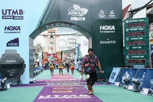 BIB: 
                            <button type="button" onclick="openModal(26371233)" class="btn btn-primary btn-sm float-right btn-popup" data-toggle="modal" data-target=".modal-high-quality">
                        <i class="fas fa-shopping-cart"></i> Add to Cart
                    </button>
                                            <button type="button" onclick="isThisMe(26371233, true)" class="btn btn-success btn-sm float-right btn-popup btn-isme hidden" data-toggle="tooltip" data-placement="bottom" title="นี่คือรูปของคุณใช่ไหม คลิกที่นี่เพื่อเอาเข้าอัลบั้ม">
                        <i class="fas fa-plus"></i> Add to album
                    </button>
                    <button type="button" onclick="isThisMe(26371233, false)" class="btn btn-warning btn-sm float-right btn-popup btn-isnotme hidden">
                        <i class="fas fa-ban"></i> Remove from album
                    </button>