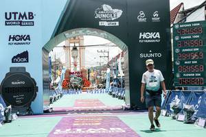 BIB: 
                            <button type="button" onclick="openModal(26370514)" class="btn btn-primary btn-sm float-right btn-popup" data-toggle="modal" data-target=".modal-high-quality">
                        <i class="fas fa-shopping-cart"></i> Add to Cart
                    </button>
                                            <button type="button" onclick="isThisMe(26370514, true)" class="btn btn-success btn-sm float-right btn-popup btn-isme hidden" data-toggle="tooltip" data-placement="bottom" title="นี่คือรูปของคุณใช่ไหม คลิกที่นี่เพื่อเอาเข้าอัลบั้ม">
                        <i class="fas fa-plus"></i> Add to album
                    </button>
                    <button type="button" onclick="isThisMe(26370514, false)" class="btn btn-warning btn-sm float-right btn-popup btn-isnotme hidden">
                        <i class="fas fa-ban"></i> Remove from album
                    </button>