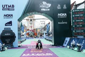 BIB: 
                            <button type="button" onclick="openModal(26370863)" class="btn btn-primary btn-sm float-right btn-popup" data-toggle="modal" data-target=".modal-high-quality">
                        <i class="fas fa-shopping-cart"></i> Add to Cart
                    </button>
                                            <button type="button" onclick="isThisMe(26370863, true)" class="btn btn-success btn-sm float-right btn-popup btn-isme hidden" data-toggle="tooltip" data-placement="bottom" title="นี่คือรูปของคุณใช่ไหม คลิกที่นี่เพื่อเอาเข้าอัลบั้ม">
                        <i class="fas fa-plus"></i> Add to album
                    </button>
                    <button type="button" onclick="isThisMe(26370863, false)" class="btn btn-warning btn-sm float-right btn-popup btn-isnotme hidden">
                        <i class="fas fa-ban"></i> Remove from album
                    </button>