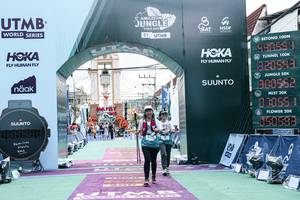 BIB: 
                            <button type="button" onclick="openModal(26370771)" class="btn btn-primary btn-sm float-right btn-popup" data-toggle="modal" data-target=".modal-high-quality">
                        <i class="fas fa-shopping-cart"></i> Add to Cart
                    </button>
                                            <button type="button" onclick="isThisMe(26370771, true)" class="btn btn-success btn-sm float-right btn-popup btn-isme hidden" data-toggle="tooltip" data-placement="bottom" title="นี่คือรูปของคุณใช่ไหม คลิกที่นี่เพื่อเอาเข้าอัลบั้ม">
                        <i class="fas fa-plus"></i> Add to album
                    </button>
                    <button type="button" onclick="isThisMe(26370771, false)" class="btn btn-warning btn-sm float-right btn-popup btn-isnotme hidden">
                        <i class="fas fa-ban"></i> Remove from album
                    </button>