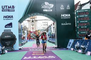 BIB: 
                            <button type="button" onclick="openModal(26370310)" class="btn btn-primary btn-sm float-right btn-popup" data-toggle="modal" data-target=".modal-high-quality">
                        <i class="fas fa-shopping-cart"></i> Add to Cart
                    </button>
                                            <button type="button" onclick="isThisMe(26370310, true)" class="btn btn-success btn-sm float-right btn-popup btn-isme hidden" data-toggle="tooltip" data-placement="bottom" title="นี่คือรูปของคุณใช่ไหม คลิกที่นี่เพื่อเอาเข้าอัลบั้ม">
                        <i class="fas fa-plus"></i> Add to album
                    </button>
                    <button type="button" onclick="isThisMe(26370310, false)" class="btn btn-warning btn-sm float-right btn-popup btn-isnotme hidden">
                        <i class="fas fa-ban"></i> Remove from album
                    </button>