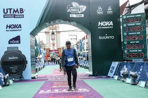 BIB: 
                            <button type="button" onclick="openModal(26370168)" class="btn btn-primary btn-sm float-right btn-popup" data-toggle="modal" data-target=".modal-high-quality">
                        <i class="fas fa-shopping-cart"></i> Add to Cart
                    </button>
                                            <button type="button" onclick="isThisMe(26370168, true)" class="btn btn-success btn-sm float-right btn-popup btn-isme hidden" data-toggle="tooltip" data-placement="bottom" title="นี่คือรูปของคุณใช่ไหม คลิกที่นี่เพื่อเอาเข้าอัลบั้ม">
                        <i class="fas fa-plus"></i> Add to album
                    </button>
                    <button type="button" onclick="isThisMe(26370168, false)" class="btn btn-warning btn-sm float-right btn-popup btn-isnotme hidden">
                        <i class="fas fa-ban"></i> Remove from album
                    </button>