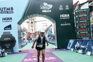 BIB: 
                            <button type="button" onclick="openModal(26370225)" class="btn btn-primary btn-sm float-right btn-popup" data-toggle="modal" data-target=".modal-high-quality">
                        <i class="fas fa-shopping-cart"></i> Add to Cart
                    </button>
                                            <button type="button" onclick="isThisMe(26370225, true)" class="btn btn-success btn-sm float-right btn-popup btn-isme hidden" data-toggle="tooltip" data-placement="bottom" title="นี่คือรูปของคุณใช่ไหม คลิกที่นี่เพื่อเอาเข้าอัลบั้ม">
                        <i class="fas fa-plus"></i> Add to album
                    </button>
                    <button type="button" onclick="isThisMe(26370225, false)" class="btn btn-warning btn-sm float-right btn-popup btn-isnotme hidden">
                        <i class="fas fa-ban"></i> Remove from album
                    </button>