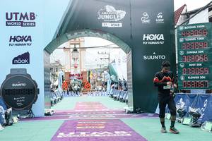 BIB: 
                            <button type="button" onclick="openModal(26371007)" class="btn btn-primary btn-sm float-right btn-popup" data-toggle="modal" data-target=".modal-high-quality">
                        <i class="fas fa-shopping-cart"></i> Add to Cart
                    </button>
                                            <button type="button" onclick="isThisMe(26371007, true)" class="btn btn-success btn-sm float-right btn-popup btn-isme hidden" data-toggle="tooltip" data-placement="bottom" title="นี่คือรูปของคุณใช่ไหม คลิกที่นี่เพื่อเอาเข้าอัลบั้ม">
                        <i class="fas fa-plus"></i> Add to album
                    </button>
                    <button type="button" onclick="isThisMe(26371007, false)" class="btn btn-warning btn-sm float-right btn-popup btn-isnotme hidden">
                        <i class="fas fa-ban"></i> Remove from album
                    </button>