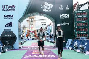 BIB: 
                            <button type="button" onclick="openModal(26371011)" class="btn btn-primary btn-sm float-right btn-popup" data-toggle="modal" data-target=".modal-high-quality">
                        <i class="fas fa-shopping-cart"></i> Add to Cart
                    </button>
                                            <button type="button" onclick="isThisMe(26371011, true)" class="btn btn-success btn-sm float-right btn-popup btn-isme hidden" data-toggle="tooltip" data-placement="bottom" title="นี่คือรูปของคุณใช่ไหม คลิกที่นี่เพื่อเอาเข้าอัลบั้ม">
                        <i class="fas fa-plus"></i> Add to album
                    </button>
                    <button type="button" onclick="isThisMe(26371011, false)" class="btn btn-warning btn-sm float-right btn-popup btn-isnotme hidden">
                        <i class="fas fa-ban"></i> Remove from album
                    </button>