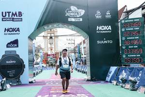 BIB: 
                            <button type="button" onclick="openModal(26370856)" class="btn btn-primary btn-sm float-right btn-popup" data-toggle="modal" data-target=".modal-high-quality">
                        <i class="fas fa-shopping-cart"></i> Add to Cart
                    </button>
                                            <button type="button" onclick="isThisMe(26370856, true)" class="btn btn-success btn-sm float-right btn-popup btn-isme hidden" data-toggle="tooltip" data-placement="bottom" title="นี่คือรูปของคุณใช่ไหม คลิกที่นี่เพื่อเอาเข้าอัลบั้ม">
                        <i class="fas fa-plus"></i> Add to album
                    </button>
                    <button type="button" onclick="isThisMe(26370856, false)" class="btn btn-warning btn-sm float-right btn-popup btn-isnotme hidden">
                        <i class="fas fa-ban"></i> Remove from album
                    </button>